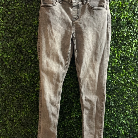 2-Pair pre washed Jeans Bundle - Picture 3 of 4